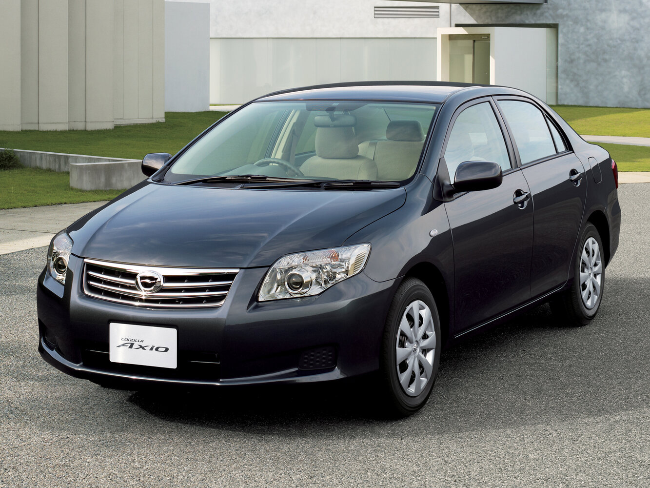 Toyota Corolla Fielder Sedan