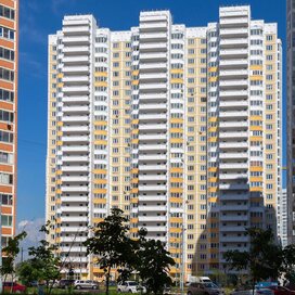 Купить двухкомнатную квартиру в жилом районе «Красная Горка» в Москве и МО - изображение 2