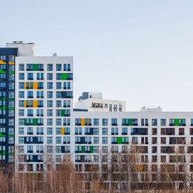Купить двухкомнатную квартиру с большой кухней в микрорайоне «Северный» в Москве и МО - изображение 1