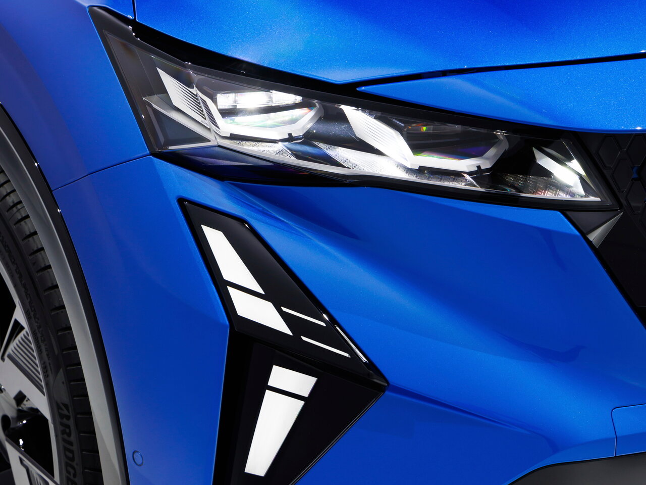 Renault Rafale Внедорожник 5 дв. - технические характеристики ...