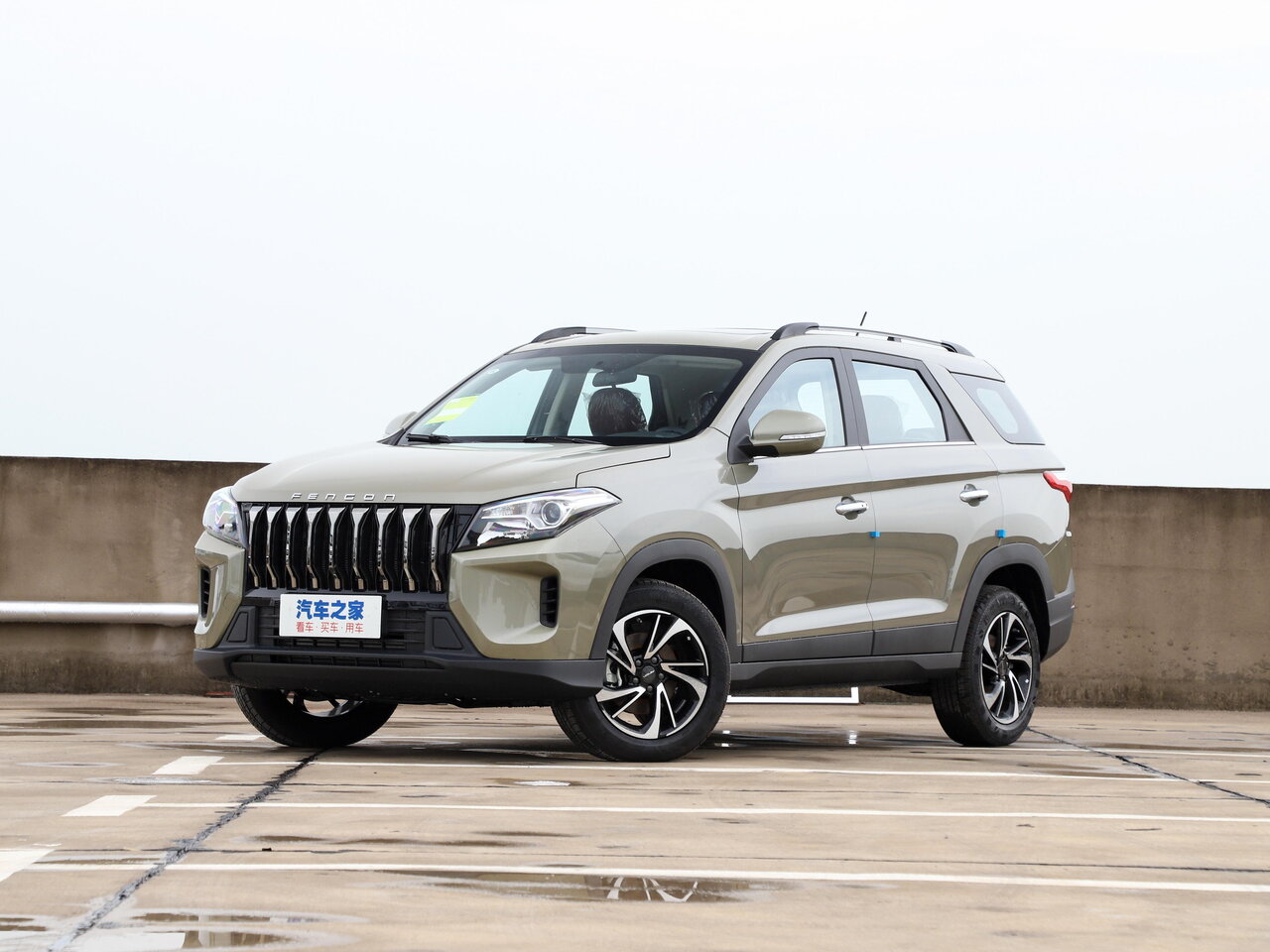 Сравнение Dongfeng Fengon 560 и Dongfeng Nammi 01 по характеристикам ...
