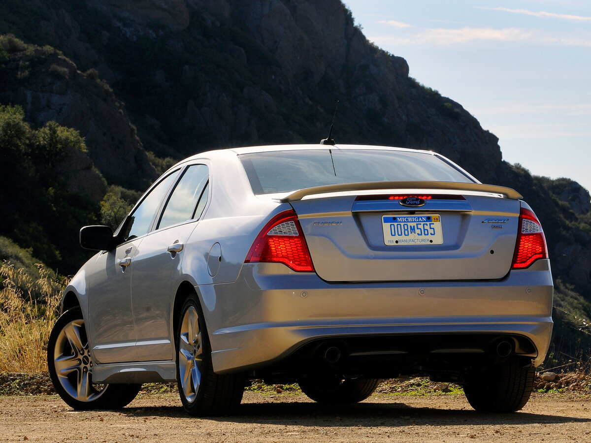 Ford Fusion (North America) I Рестайлинг, Седан: фото поколения