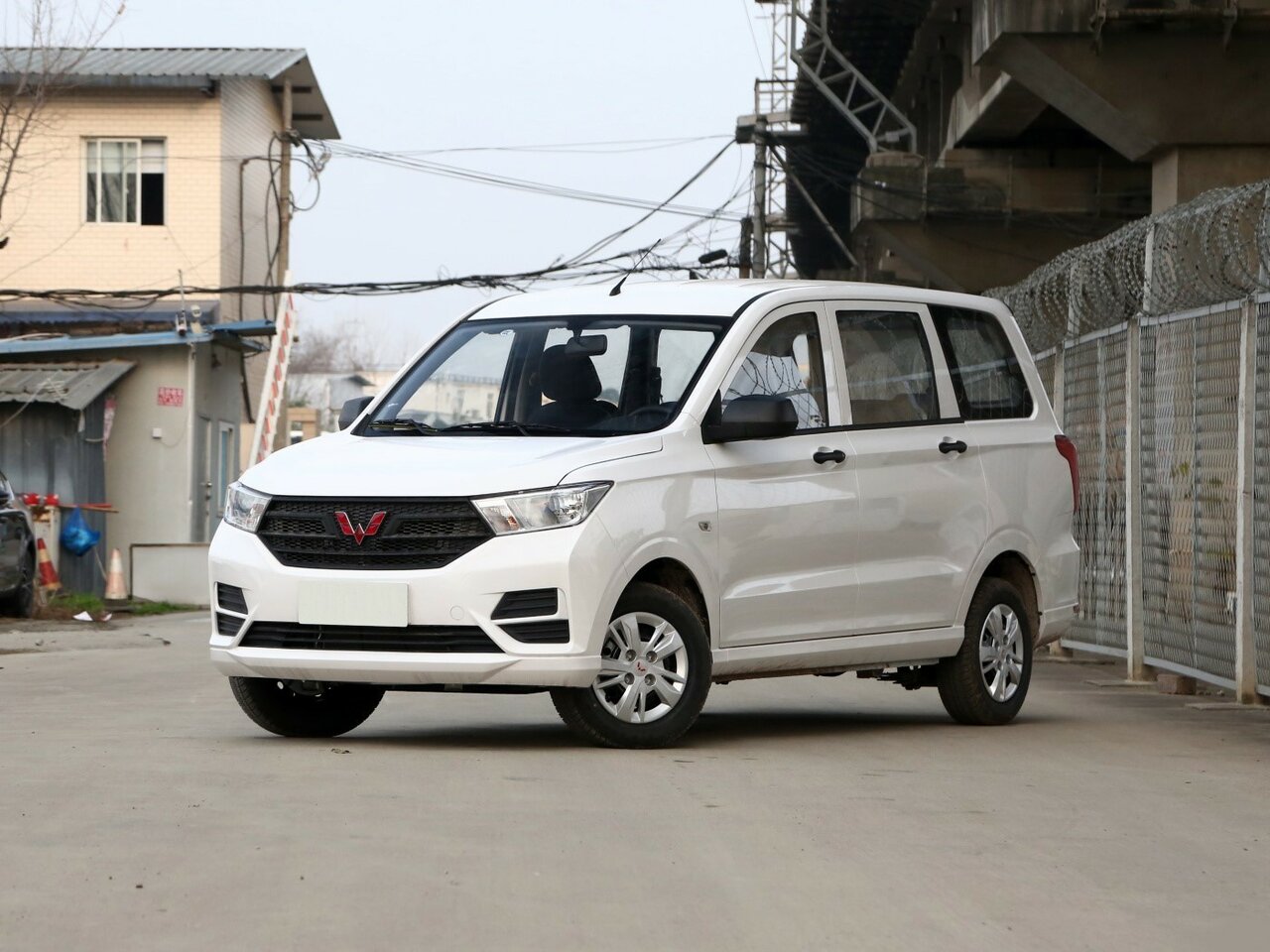 Wuling Hongguang S Основной вид