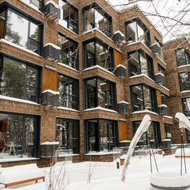 Купить квартиру на первом этаже в клубном доме «Точка отсчета» в Москве и МО - изображение 1