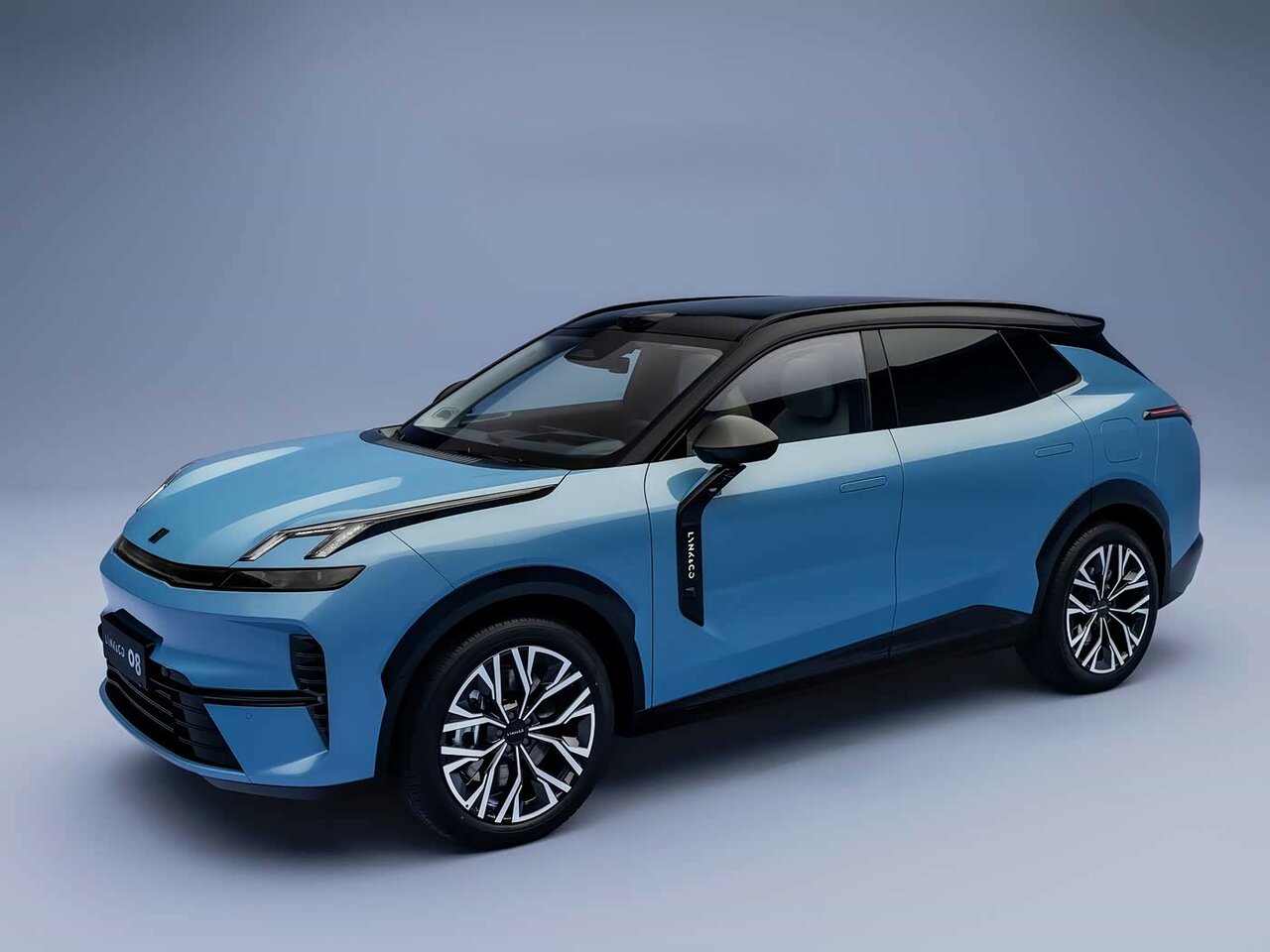 Lynk & Co 08 Основной вид