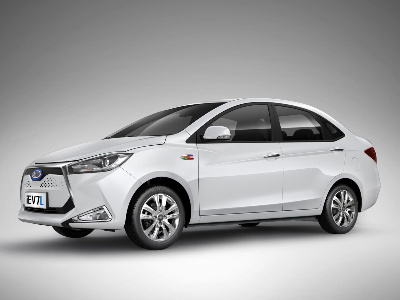 JAC iEV7L Основной вид