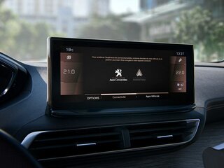 Навигационная система с 10" сенсорным дисплеем с 3D картами
