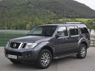 2012 Nissan Pathfinder III Рестайлинг, серебристый, 1700000 рублей, вид 1