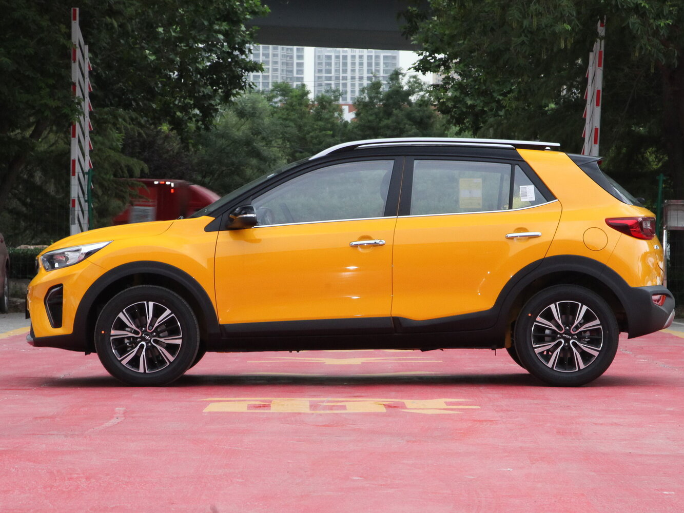 Kia KX1, вид 2