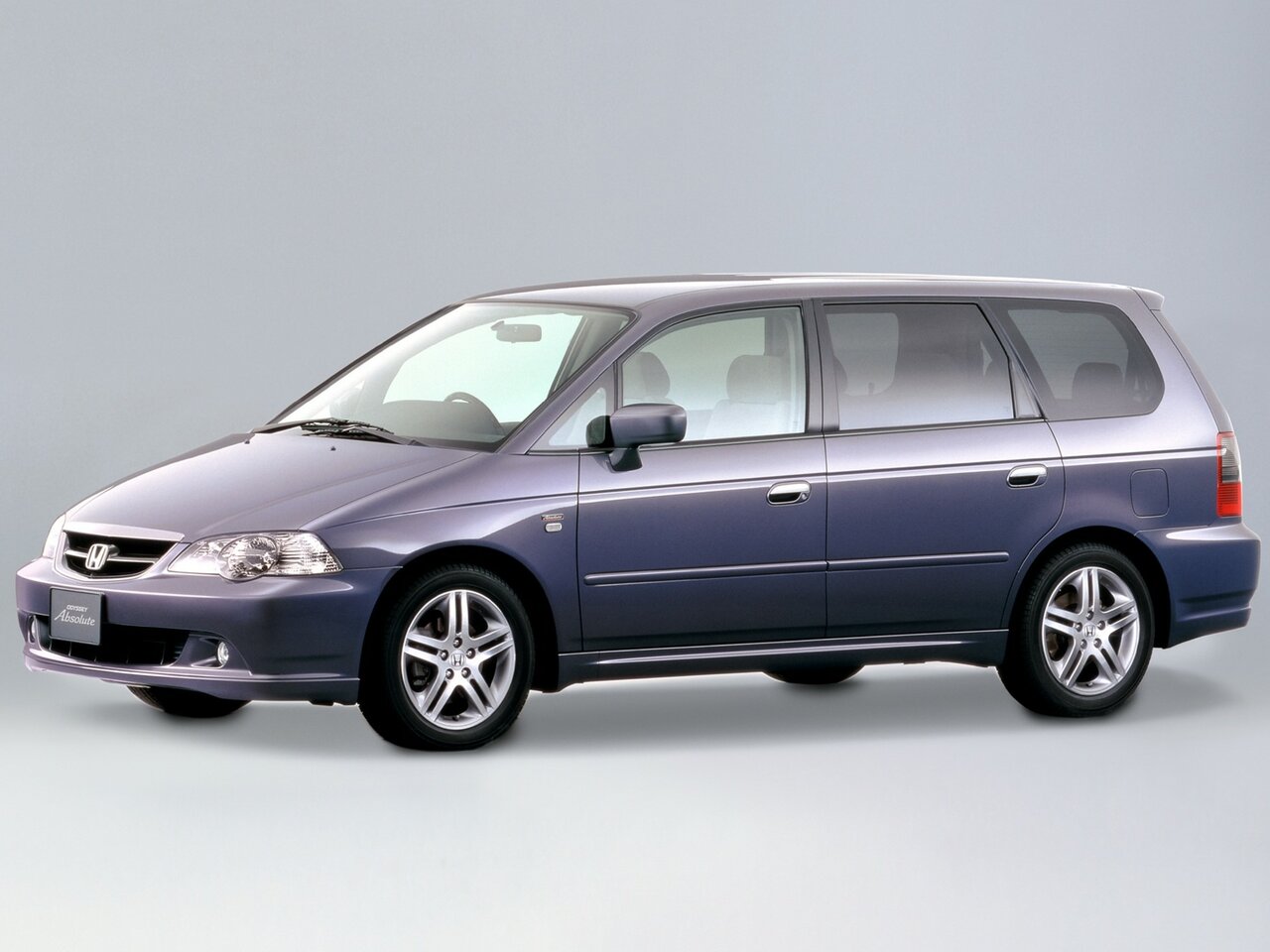 Honda Odyssey характеристики фотографии и обзор
