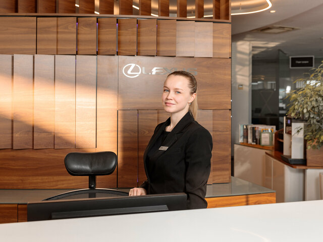 Профиль дилера Автоплюс на Металлургов на Авто.ру