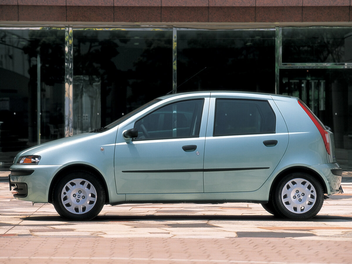 Fiat Punto II, Хэтчбек 5 дв.: фото поколения