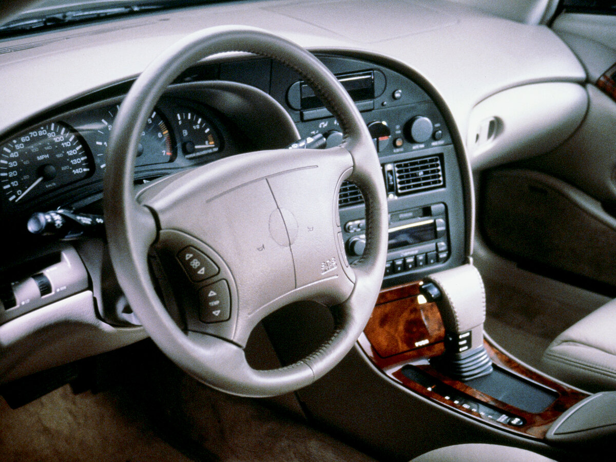 Oldsmobile Aurora I, Седан: фото поколения