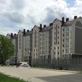 Купить квартиру с евроремонтом в ЖК «У ручья» в Калининградской области - изображение 1