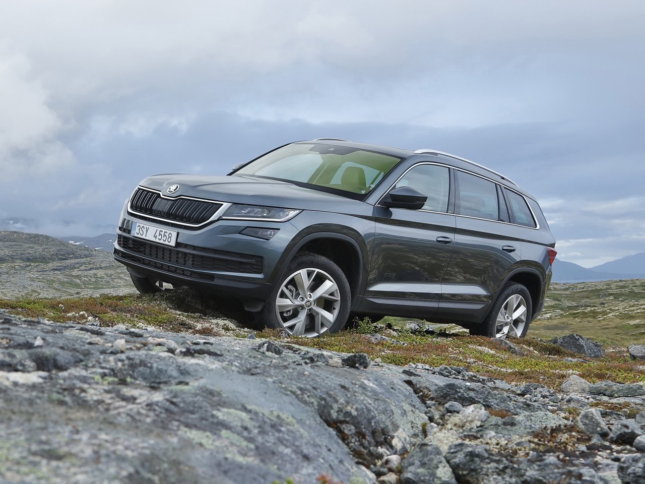 Skoda Kodiaq - технические характеристики, модельный ряд