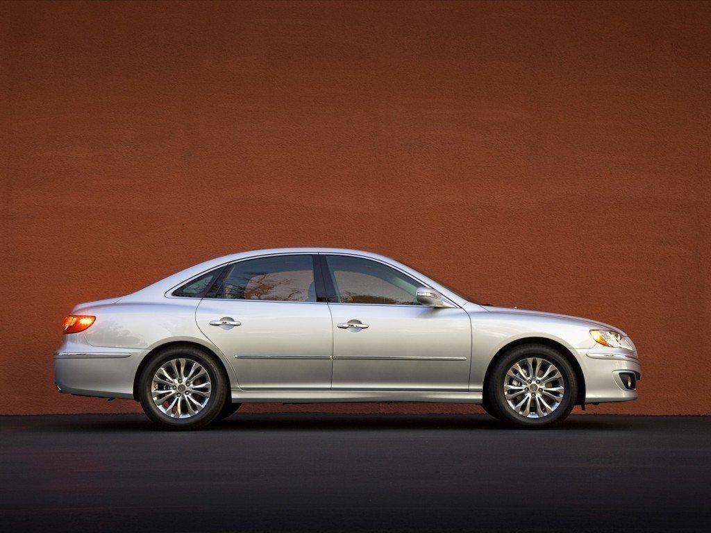 Hyundai Azera 2005 2011, 1 поколение, Седан технические