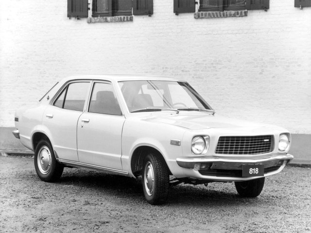 Mazda 818
