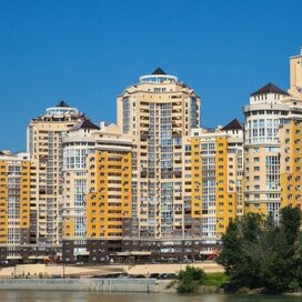 Купить квартиру с европланировкой (с кухней-гостиной) в ЖК «Европейский» в Краснодаре - изображение 1