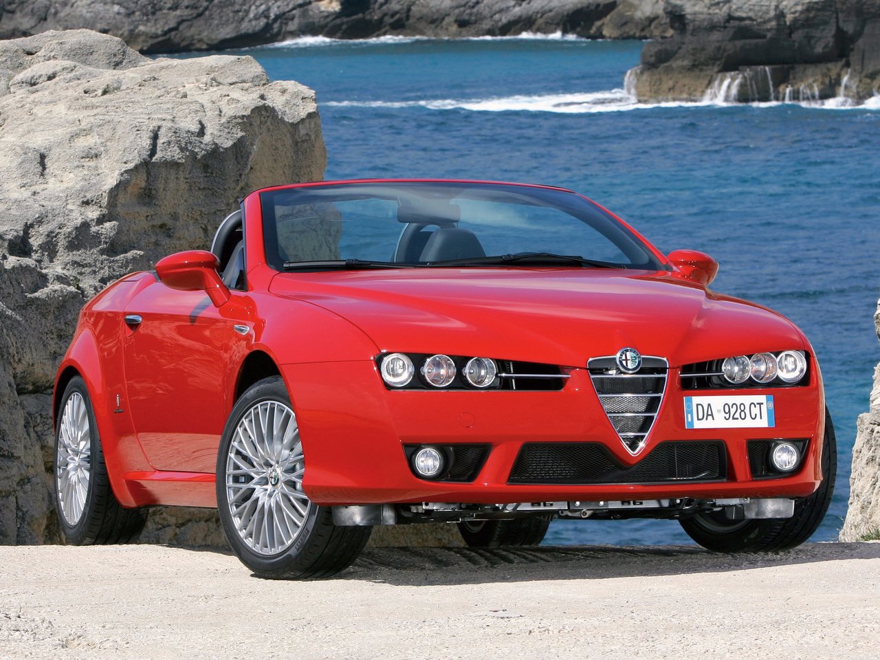 Alfa Romeo Spider Tehnicheskie Harakteristiki Pokoleniya Foto Komplektacii I Ceny Alfa Romeo Spajder