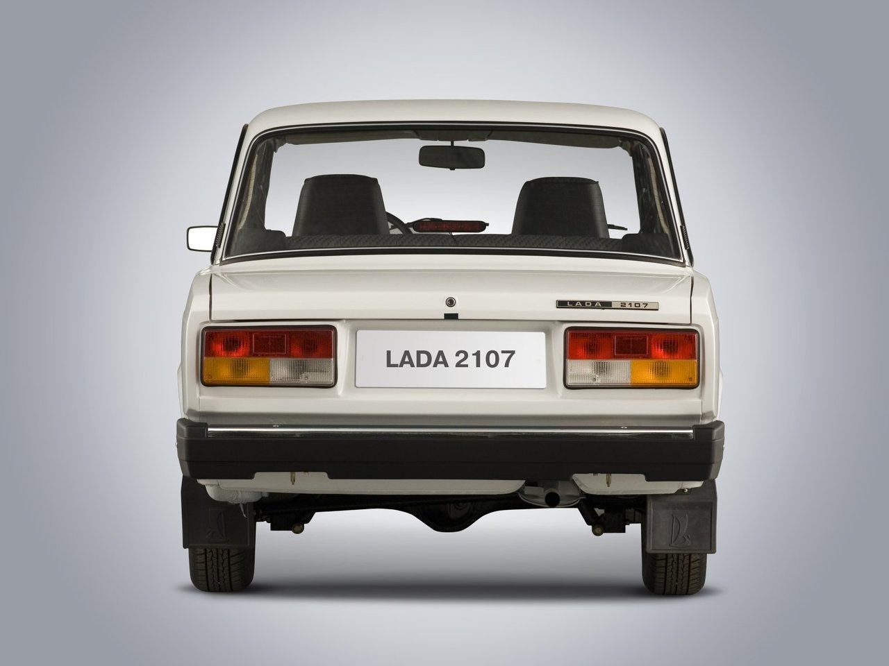 Lada (ВАЗ) 2107 Седан - технические характеристики, модельный ряд ...