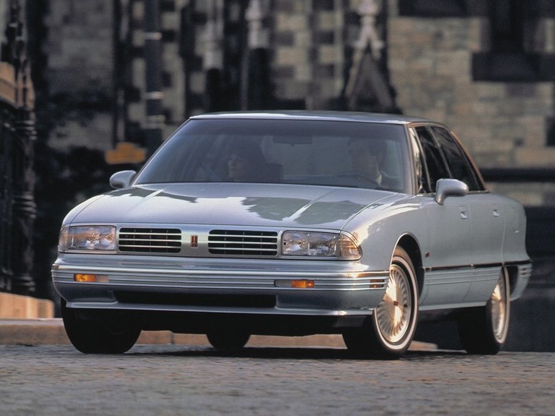 Oldsmobile Ninety-Eight Основной вид