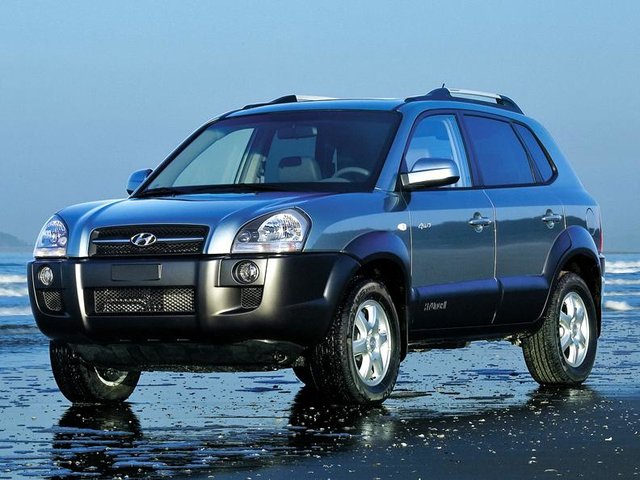Hyundai Tucson -            