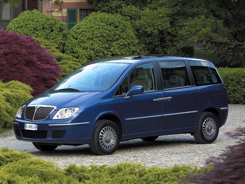 Lancia Phedra Основной вид