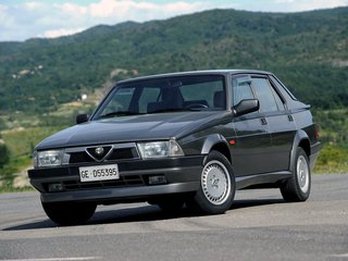 Alfa Romeo 75 I Рестайлинг