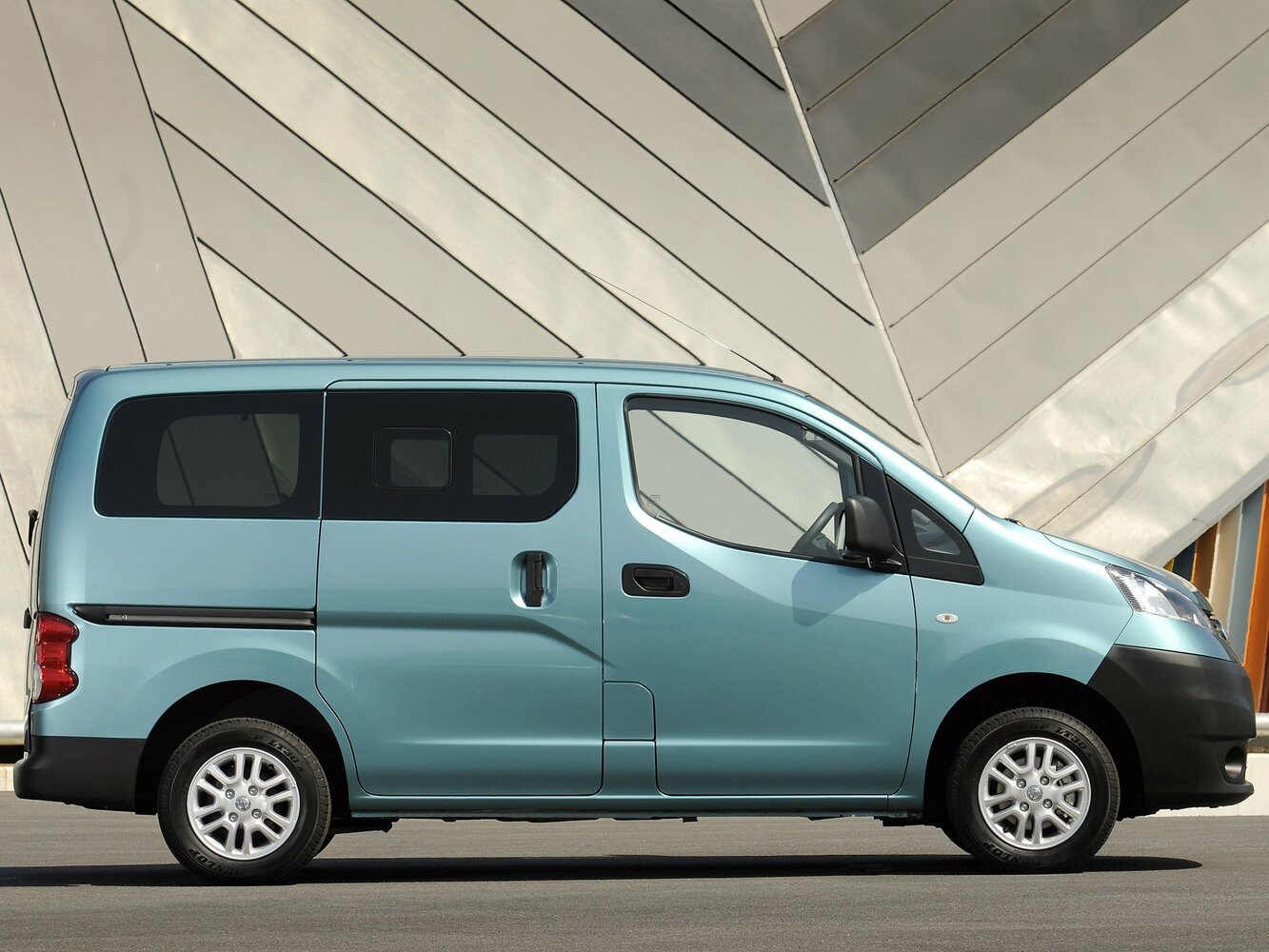 Nissan NV200, вид 2