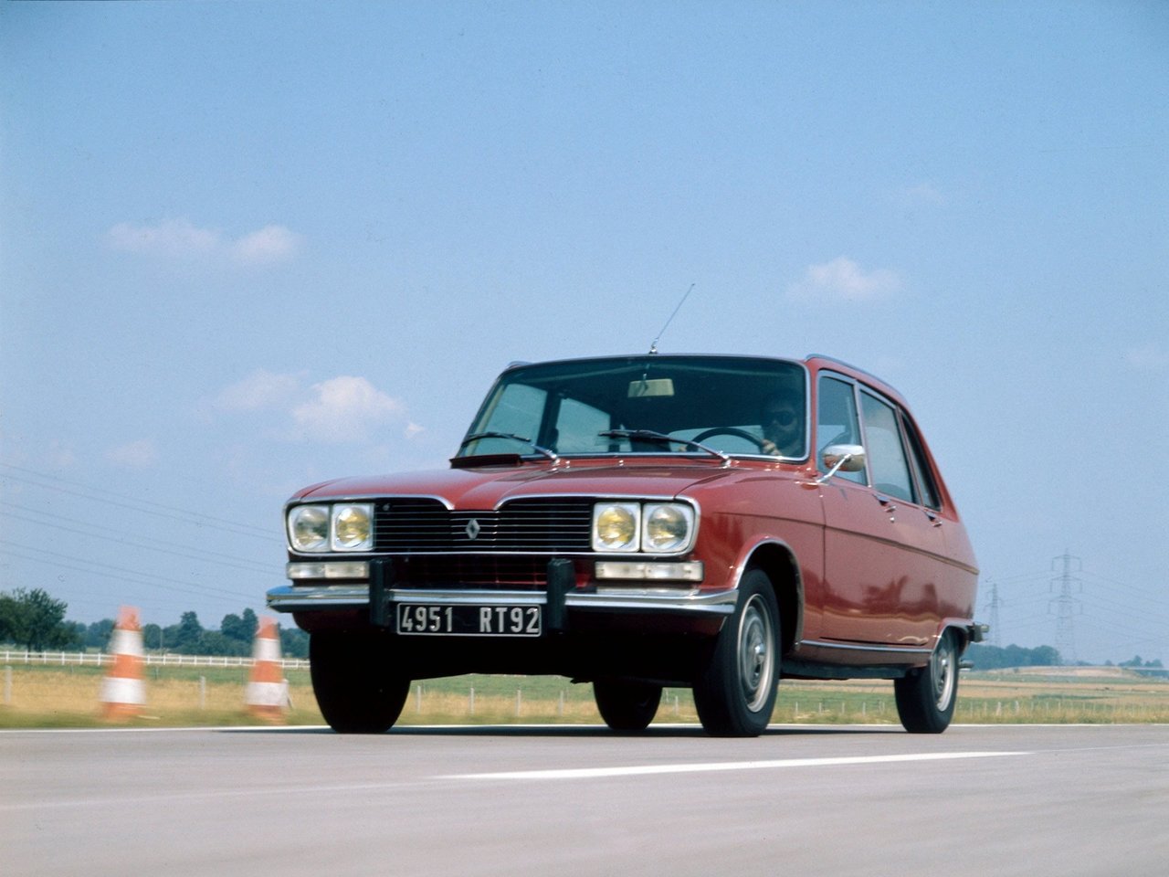 Renault 16 Основной вид