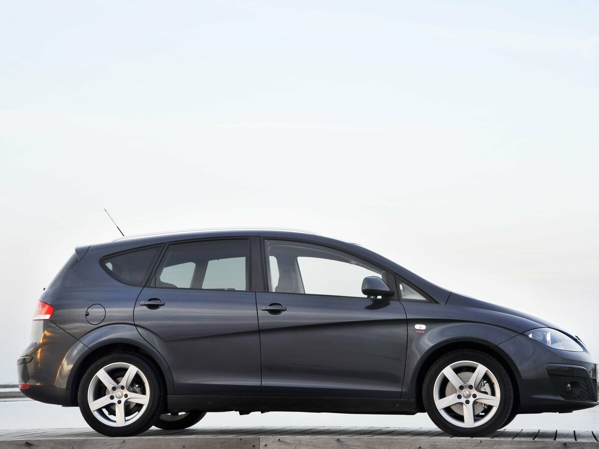 SEAT Altea I Рестайлинг, Компактвэн XL: фото поколения