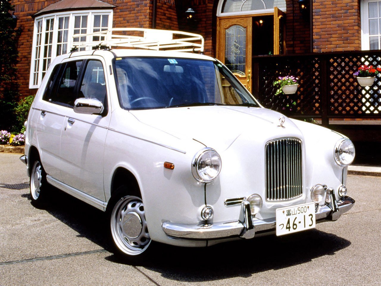 Mitsuoka Yuga Основной вид