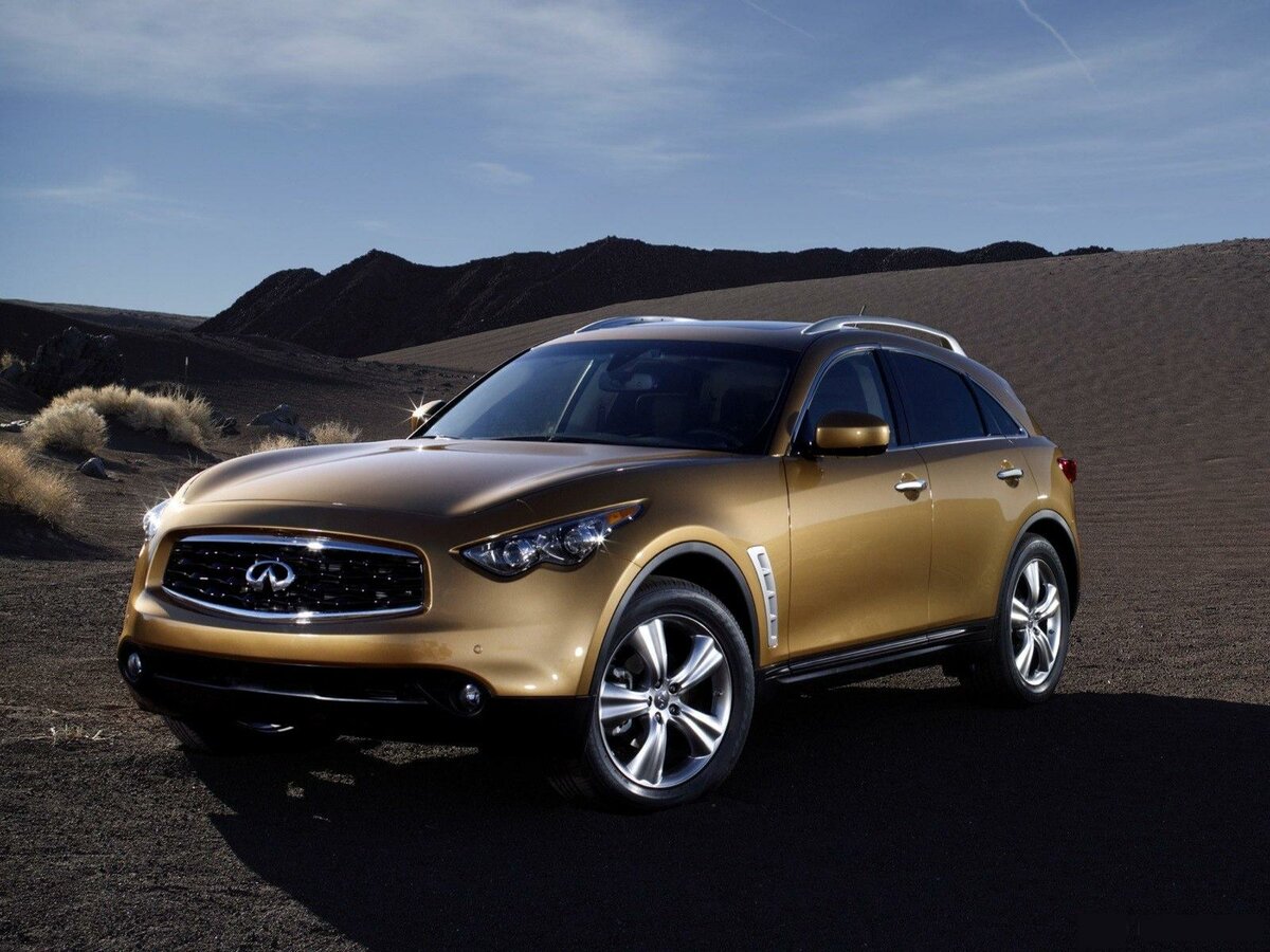 Купить б/у Infiniti FX II (S51) FX37 3.7 AT (333 л.с.) 4WD бензин ...