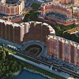 Купить 1-комнатную квартиру рядом с озером в микрорайоне «Радужный каскад» в Новосибирске - изображение 1