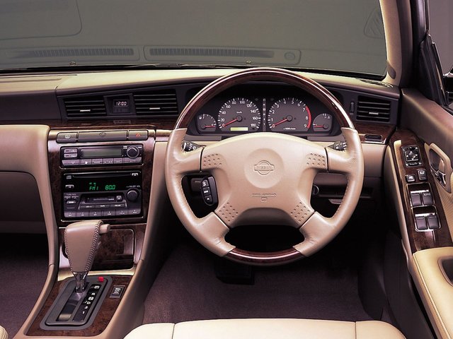 Nissan Laurel 8  C35  -              