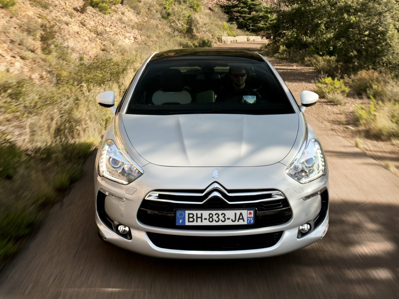 Citroen DS5, вид 3