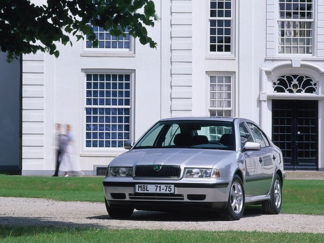 История модели Skoda Octavia 1 Tour