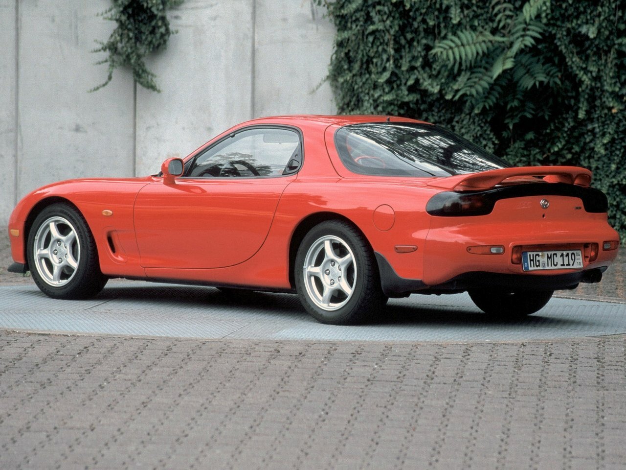 Mazda RX-7, вид 3