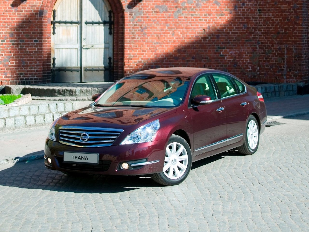 Описание модели Nissan Teana (J32)