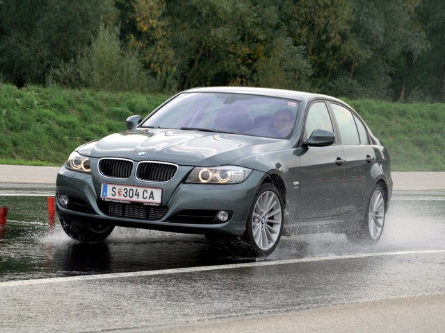 bmw 320 e90