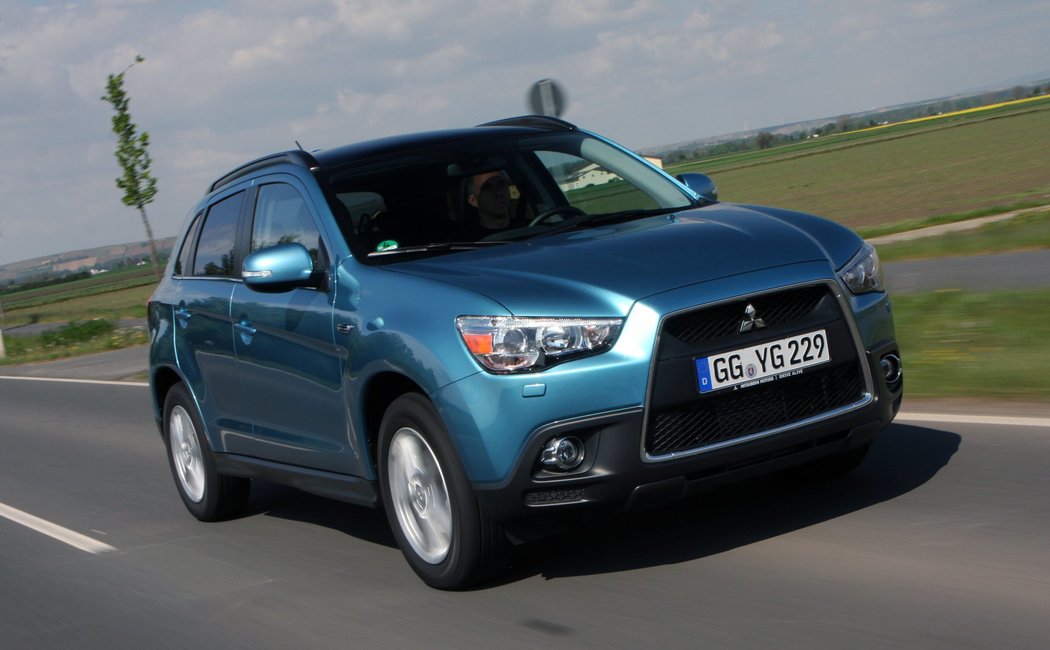 mitsubishi asx informe 2wd 5mt отзыв