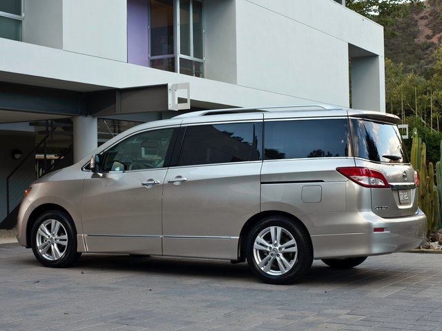 Nissan minivan 2010 2025