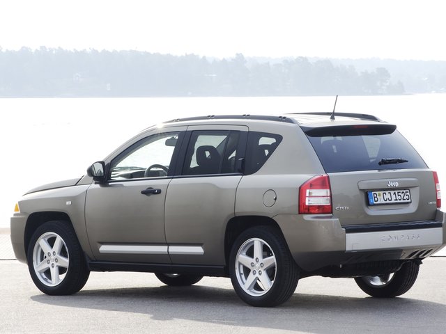 Jeep Compass 2010-2013 характеристики отзывы цены фото технические характеристики