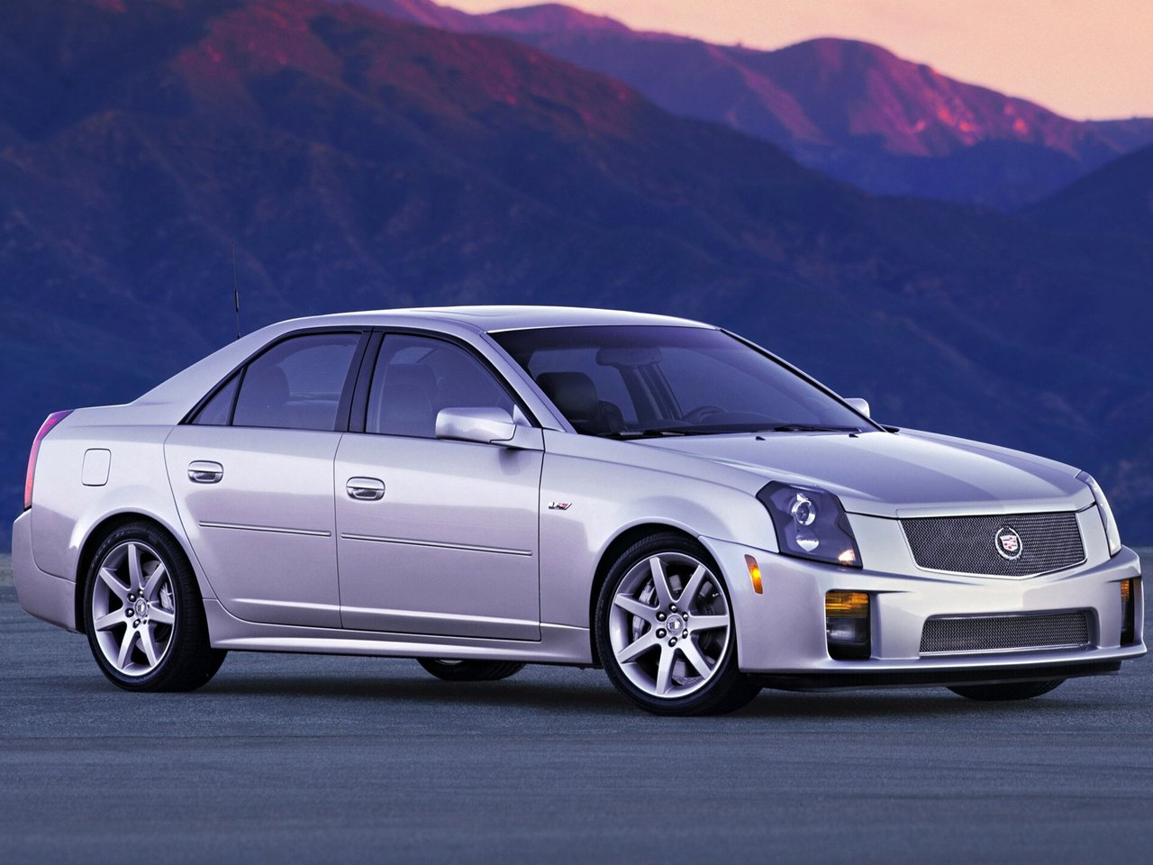 Cadillac CTS-V - технические характеристики, модельный ряд ...