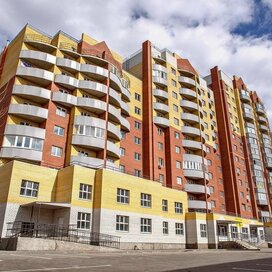 Купить квартиру в кирпичном доме в жилом доме по ул. Максима Горького, 83 в Тюмени - изображение 1