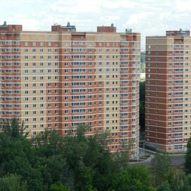 Купить квартиру с раздельным санузлом в ЖК «Сосновка» в Москве и МО - изображение 1