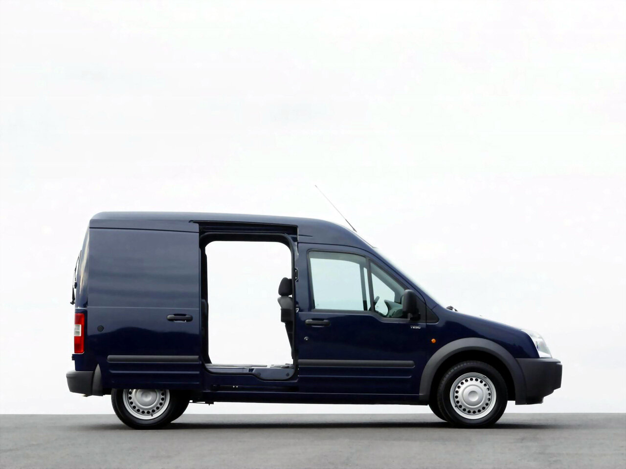 Что лучше рено трафик или форд транзит - 92 фото