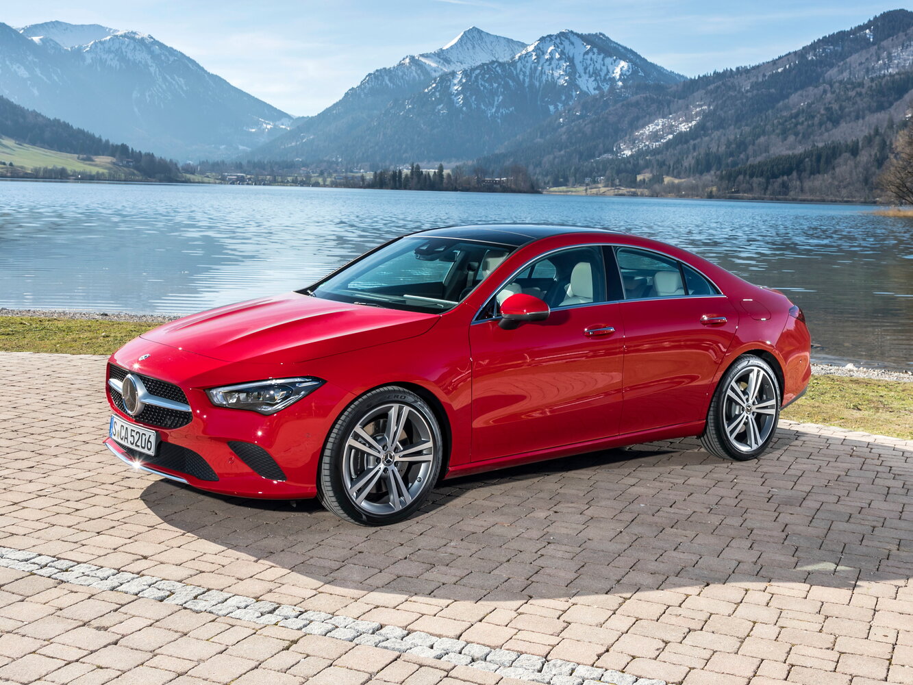 Mercedes-Benz CLA Sedan