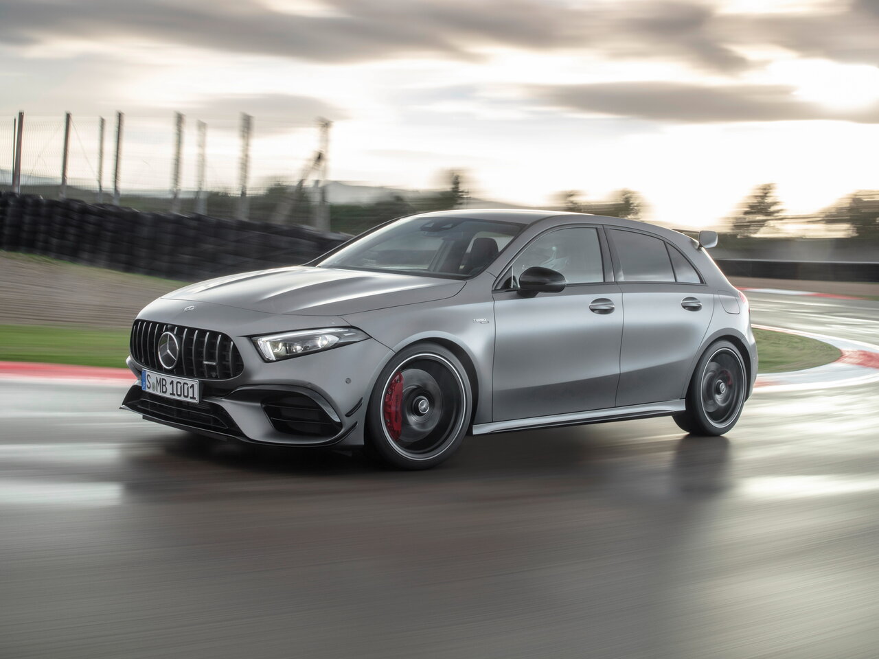 Mercedes-Benz A-Класс AMG 45 AMG Основной вид