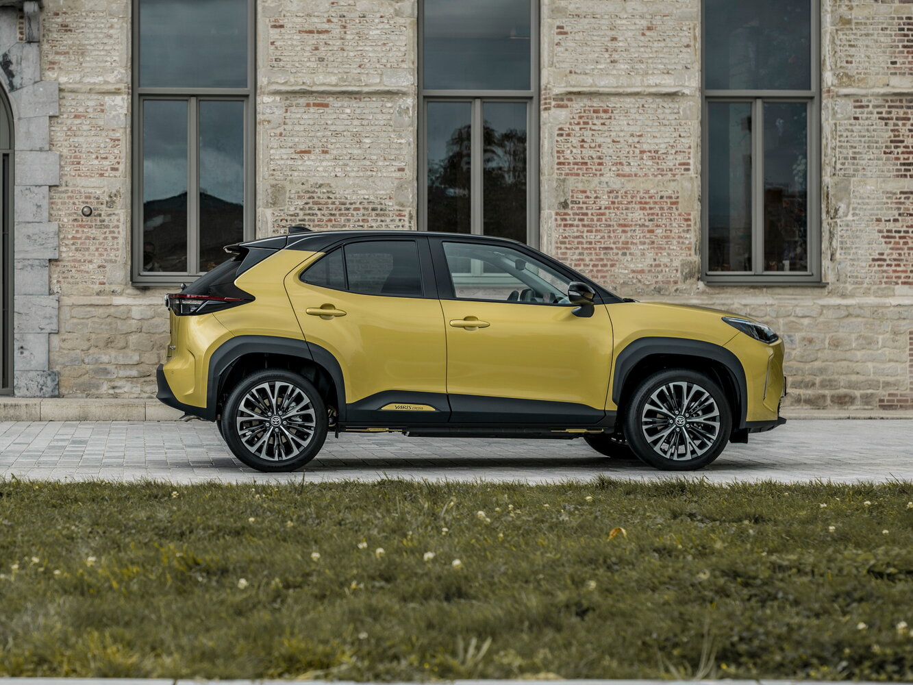 Toyota Yaris Cross, вид 2